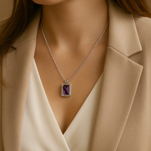 The Amethyst Halo Necklace